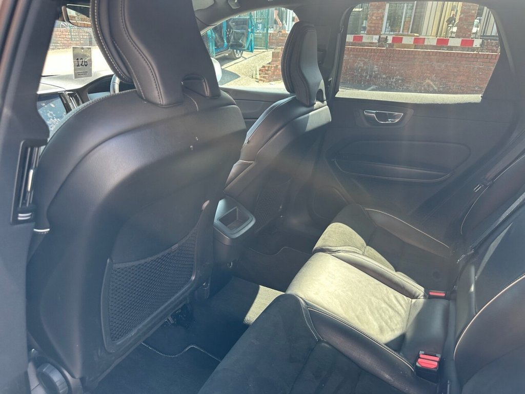 Used Volvo XC60 2018 for sale - 77307310: Photo 25