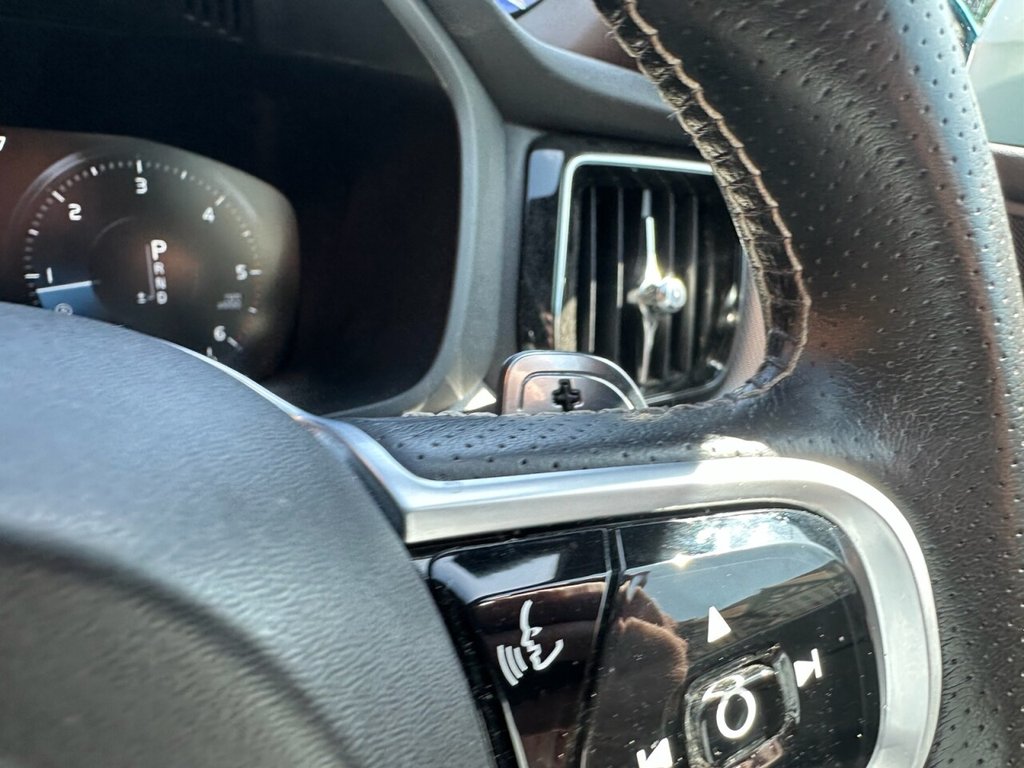 Used Volvo XC60 2018 for sale - 77307310: Photo 36