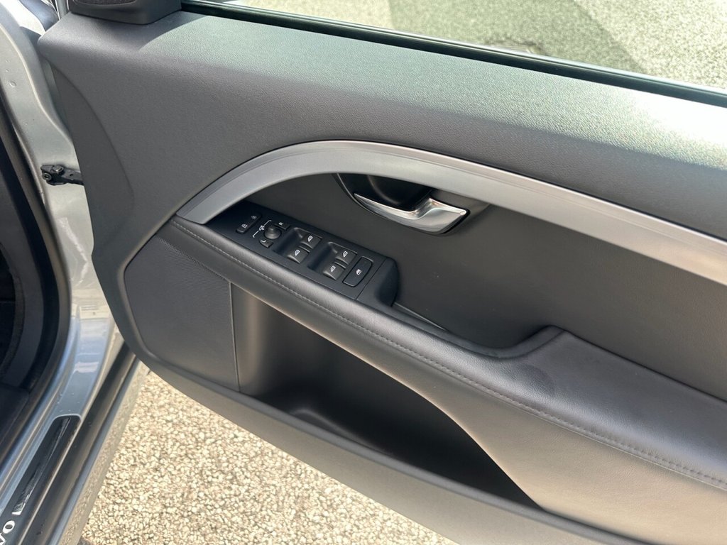 Used Volvo S80 2015 for sale - 75998036: Photo 35