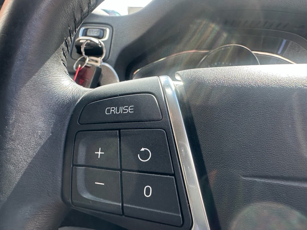 Used Volvo S80 2015 for sale - 75998036: Photo 39