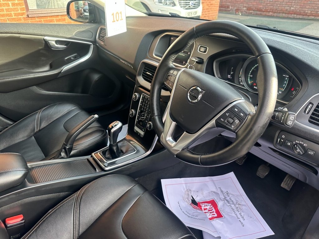 Used Volvo V40 2017 for sale - 76914746: Photo 5