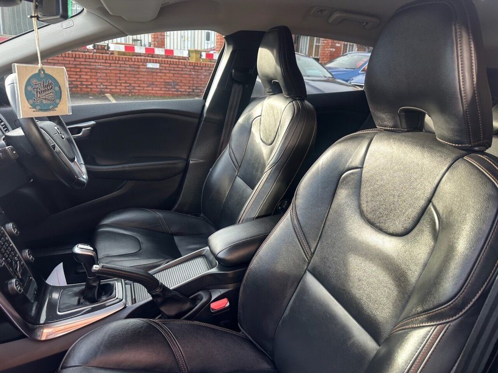 Used Volvo V40 2017 for sale - 76914746: Photo 6