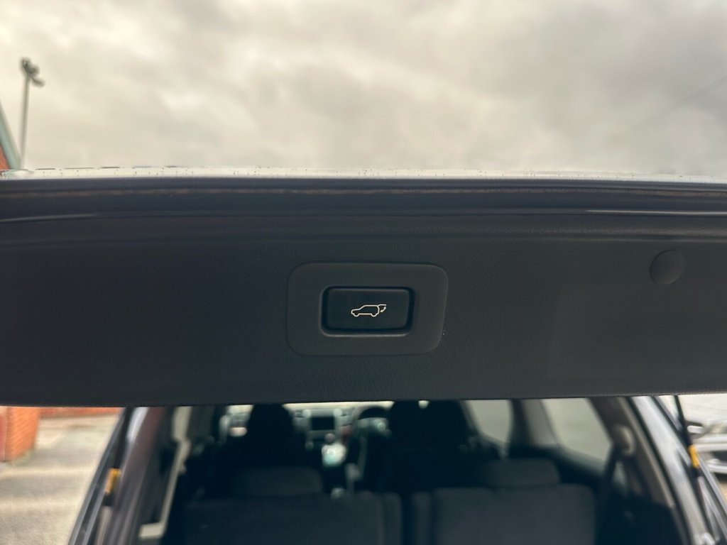 Used Toyota Vellfire 2025 for sale - 76883222: Photo 21