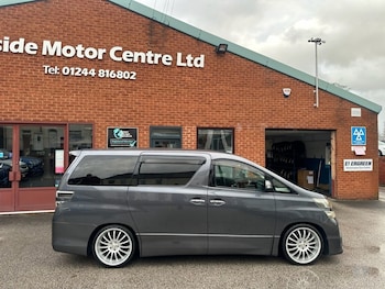 Used Toyota Vellfire 2025 for sale - 76883222: Photo