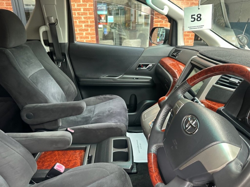 Used Toyota Vellfire 2025 for sale - 76883222: Photo 5