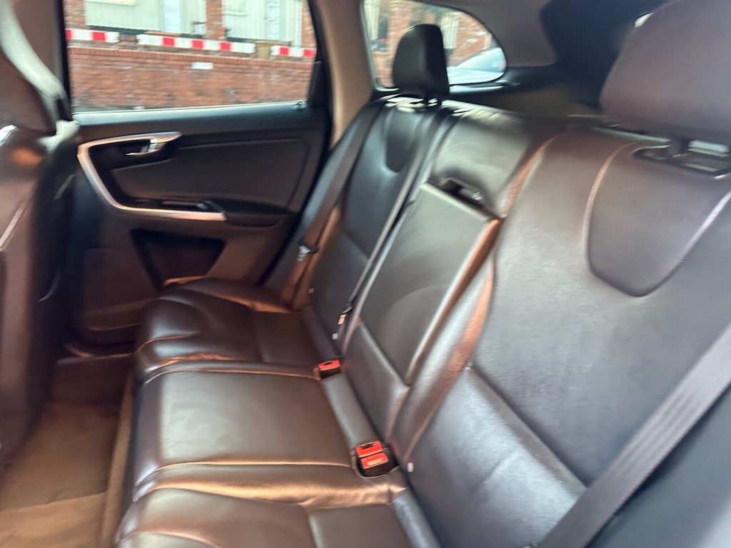 Used Volvo XC60 2017 for sale - 76751353: Photo 11