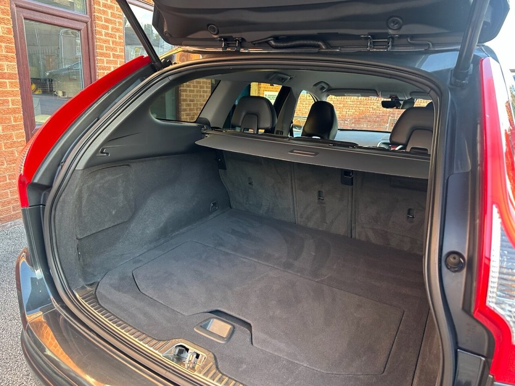 Used Volvo XC60 2017 for sale - 76751353: Photo 16