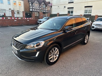 Used Volvo XC60 2017 for sale - 76751353: Photo