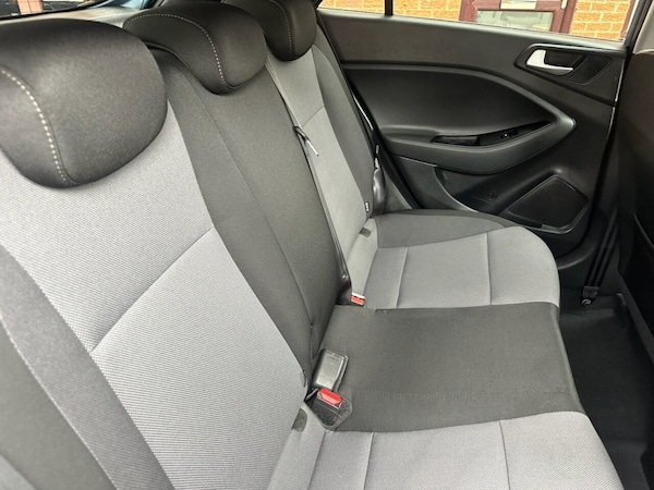 Used Hyundai i20 2018 for sale - 75047320: Photo 13