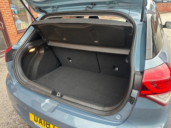 Used Hyundai i20 2018 for sale - 75047320: Photo 20