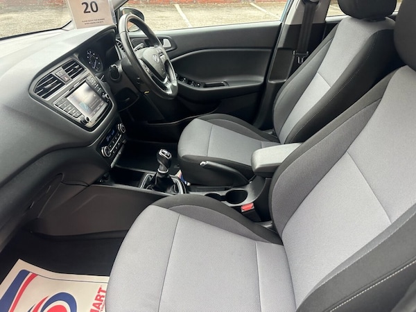 Used Hyundai i20 2018 for sale - 75047320: Photo 6