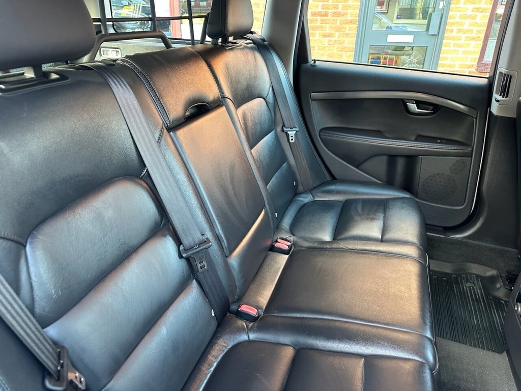 Used Volvo XC70 2014 for sale - 78017173: Photo 18