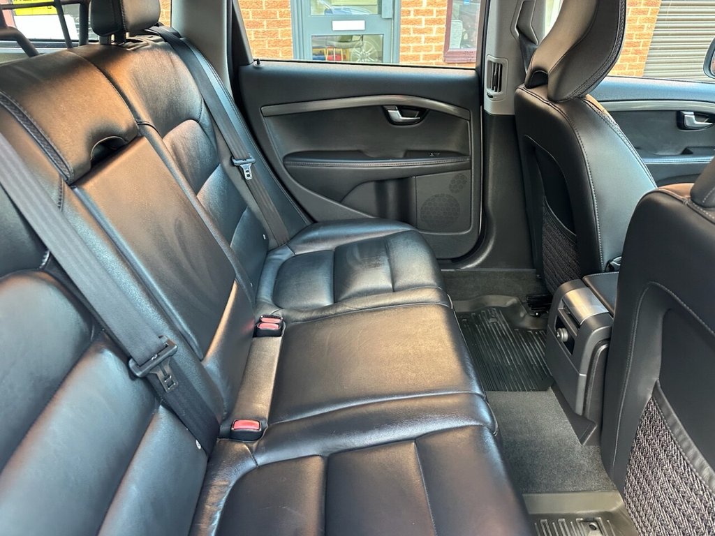 Used Volvo XC70 2014 for sale - 78017173: Photo 19