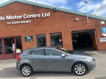 Used Volvo V40 2017 for sale - 79777787: Photo