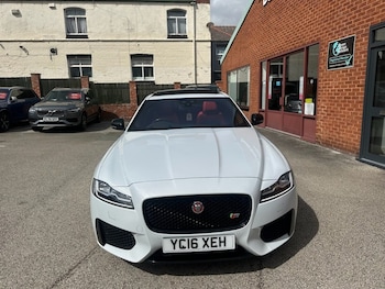 Used Jaguar XF 2016 for sale - 78314960: Photo