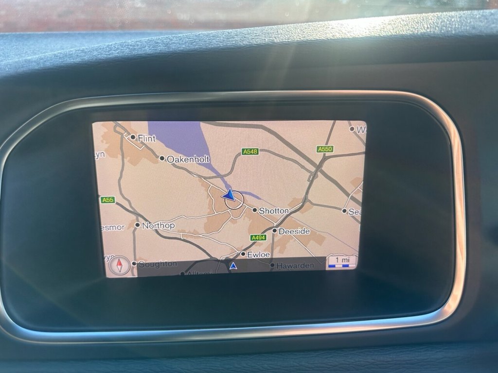 Used Volvo V40 2018 for sale - 76356500: Photo 12