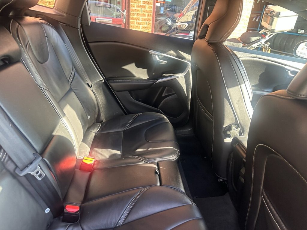 Used Volvo V40 2018 for sale - 76356500: Photo 25