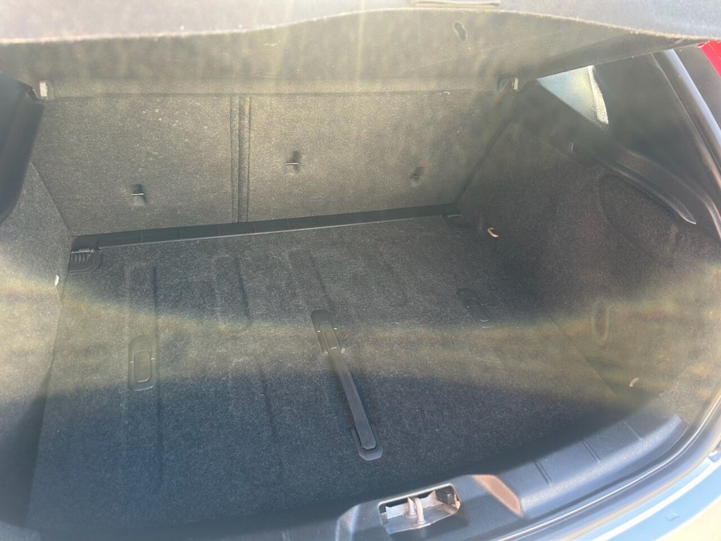 Used Volvo V40 2018 for sale - 76356500: Photo 29
