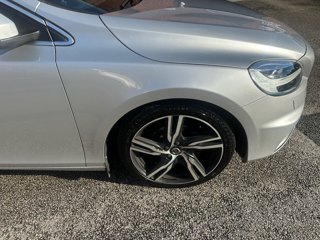 Used Volvo V40 2018 for sale - 76356500: Photo 32