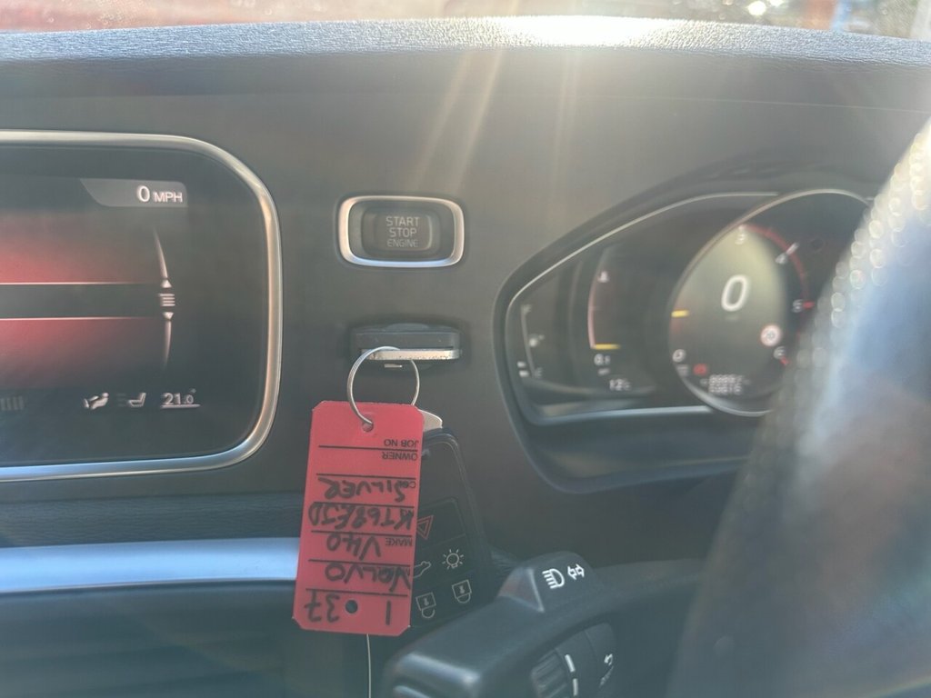Used Volvo V40 2018 for sale - 76356500: Photo 36