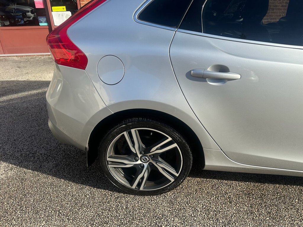 Used Volvo V40 2018 for sale - 76356500: Photo 49