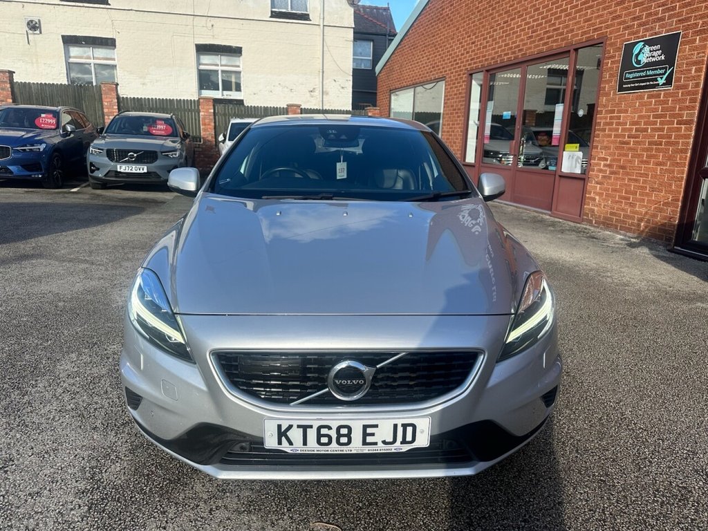 Used Volvo V40 2018 for sale - 76356500: Photo 50