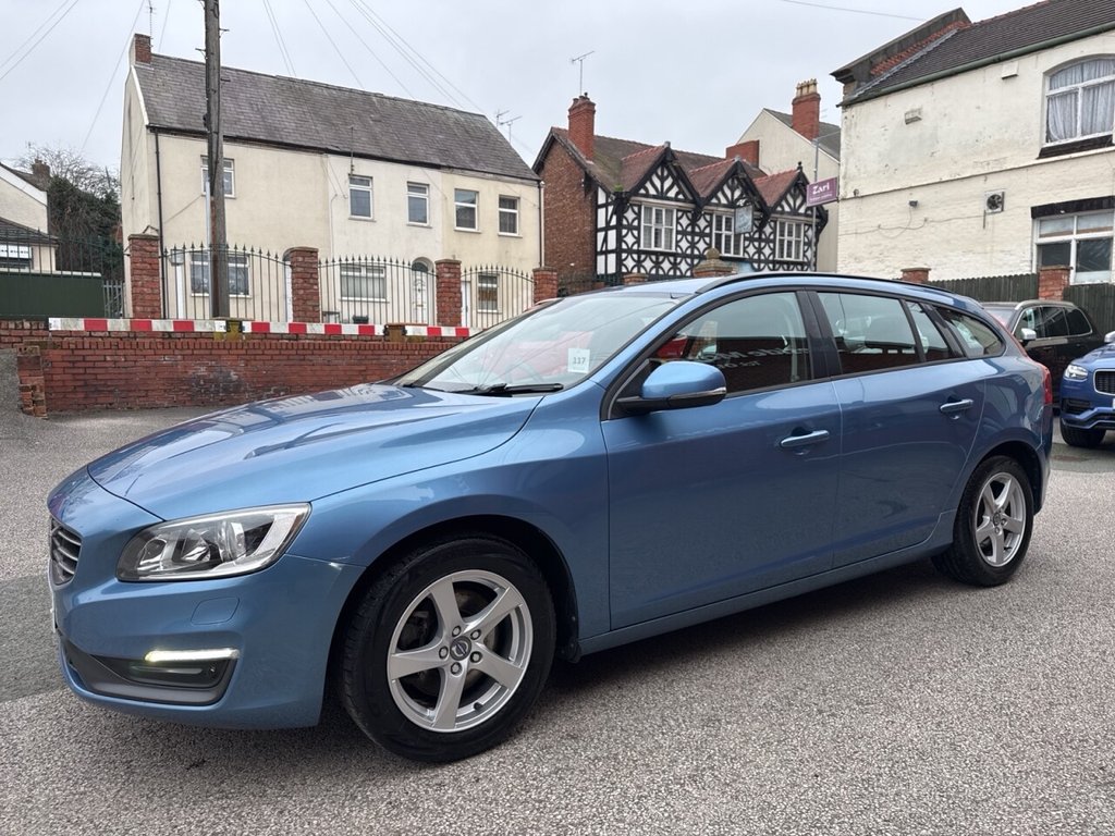 Used Volvo V60 2014 for sale - 77327694: Photo 2