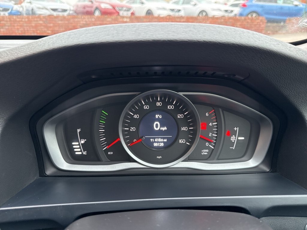 Used Volvo V60 2014 for sale - 77327694: Photo 9