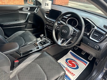Used Kia Ceed 2018 for sale - 78985403: Photo