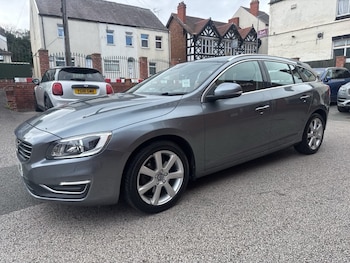 Used Volvo V60 2017 for sale - 79530648: Photo