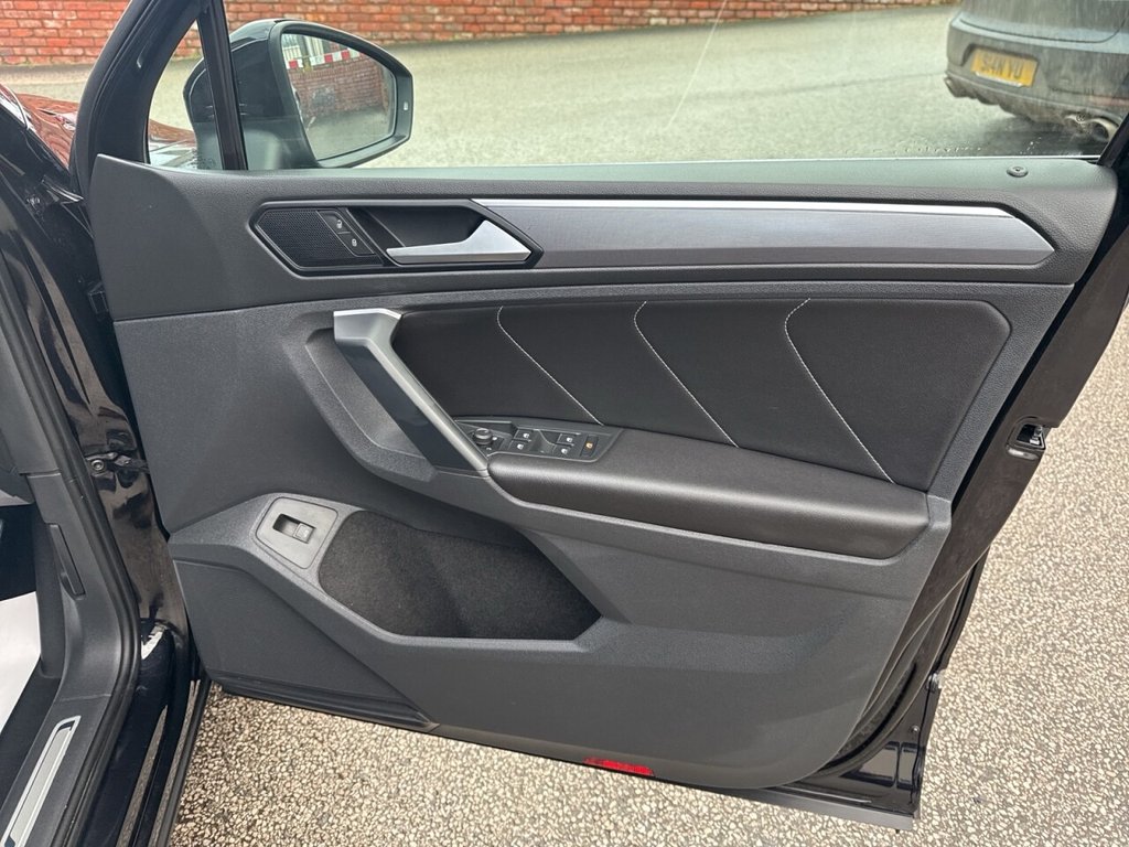 Used Volkswagen Tiguan 2019 for sale - 77302319: Photo 38