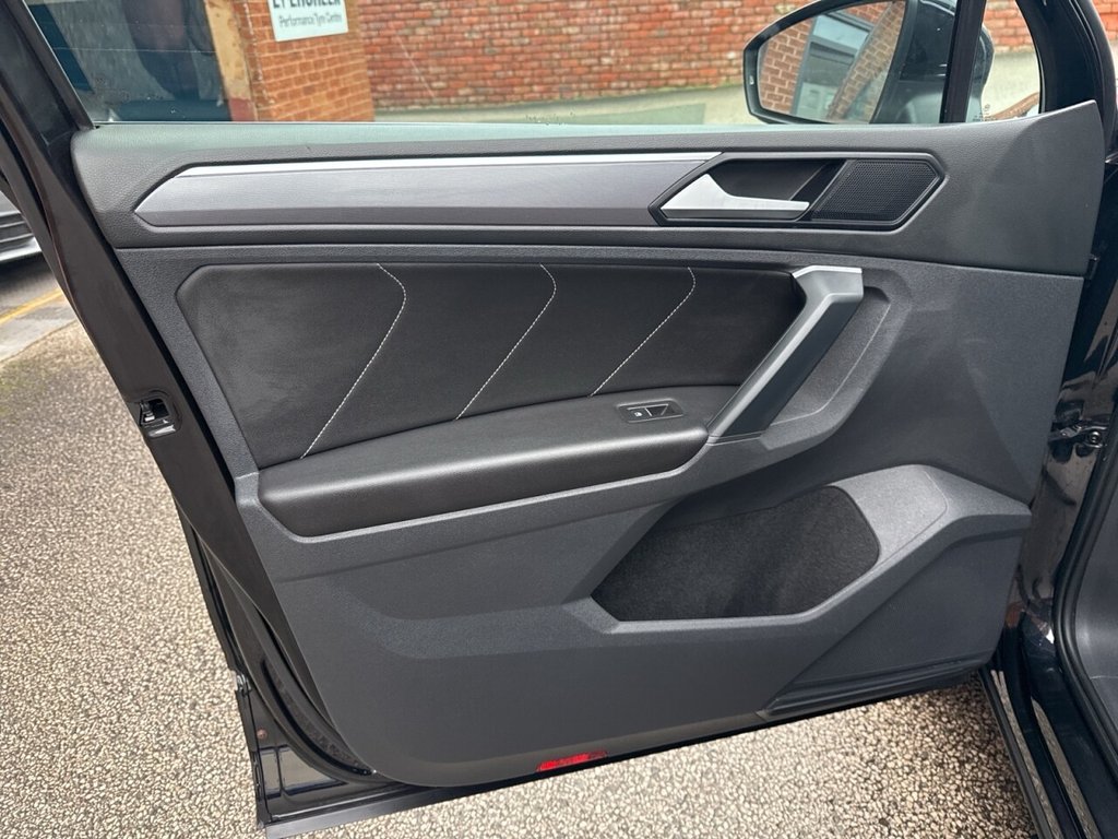 Used Volkswagen Tiguan 2019 for sale - 77302319: Photo 41