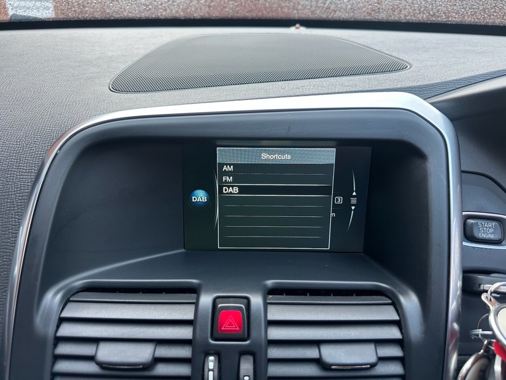 Used Volvo XC60 2016 for sale - 76883220: Photo 15