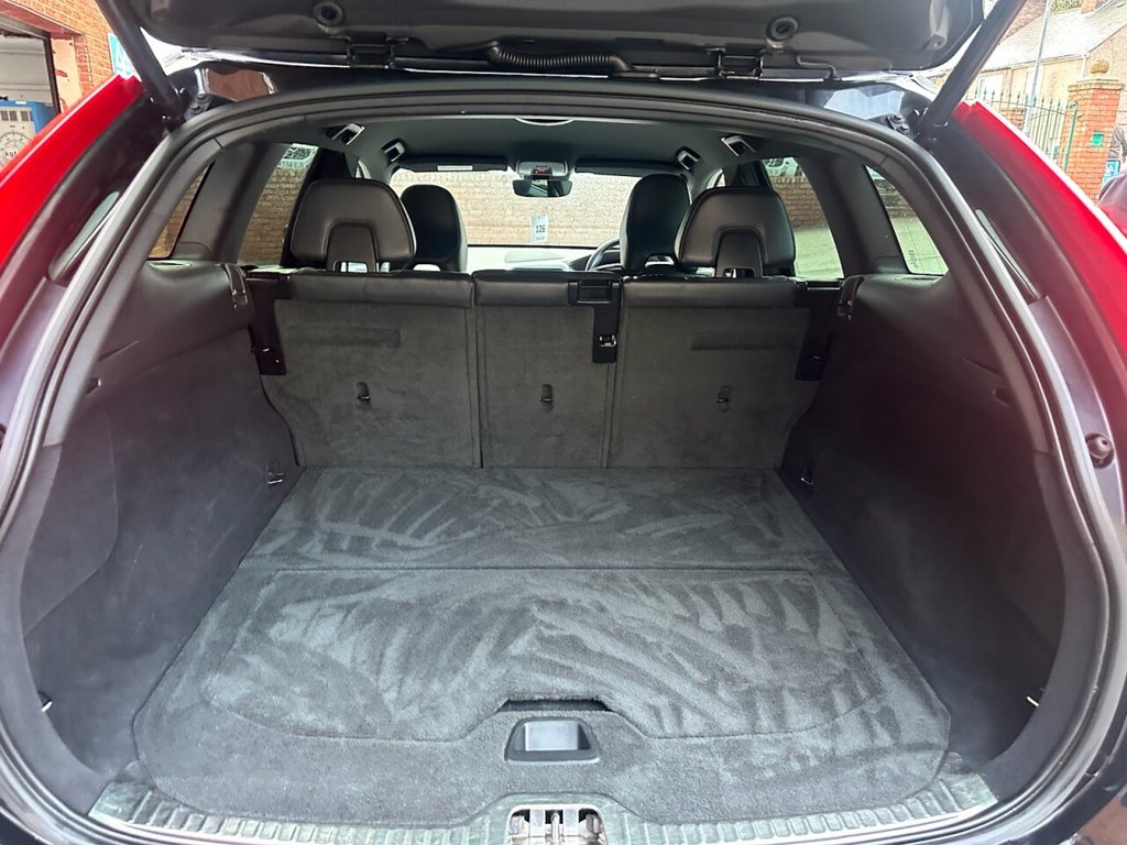 Used Volvo XC60 2016 for sale - 76883220: Photo 30