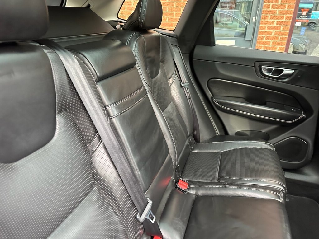 Used Volvo XC60 2018 for sale - 77200583: Photo 24