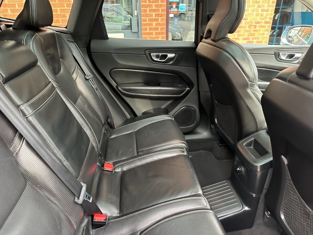 Used Volvo XC60 2018 for sale - 77200583: Photo 7