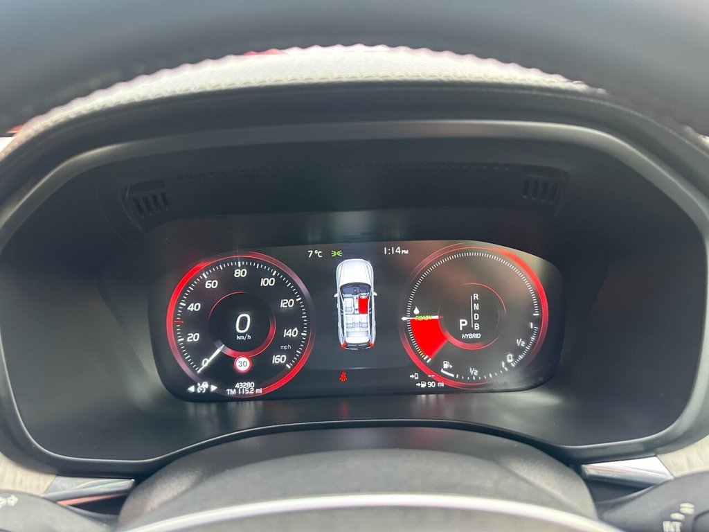 Used Volvo XC60 2018 for sale - 77200583: Photo 8