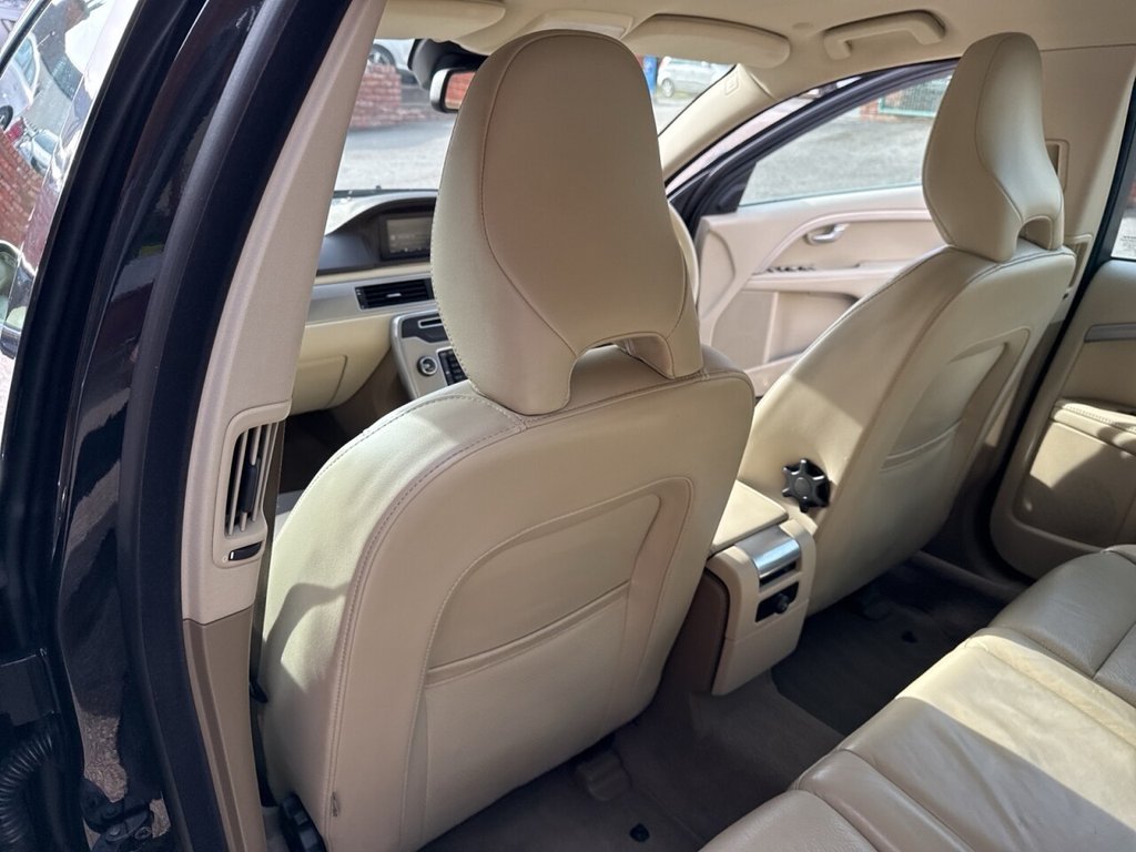 Used Volvo V70 2011 for sale - 78206563: Photo 21