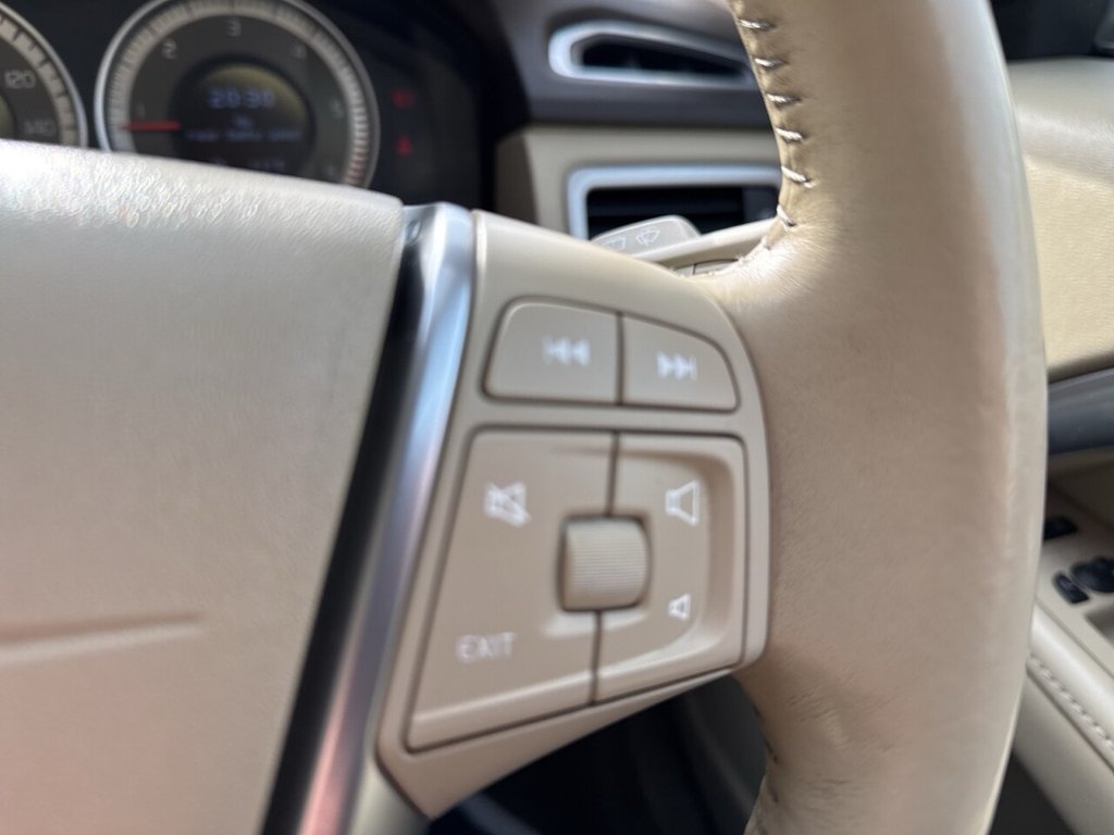 Used Volvo V70 2011 for sale - 78206563: Photo 44