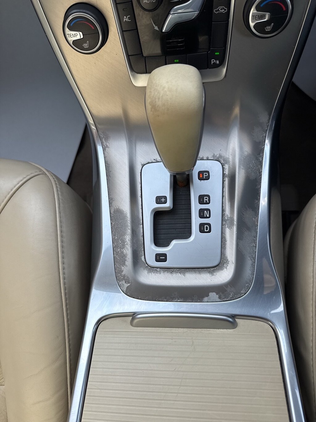 Used Volvo V70 2011 for sale - 78206563: Photo 48