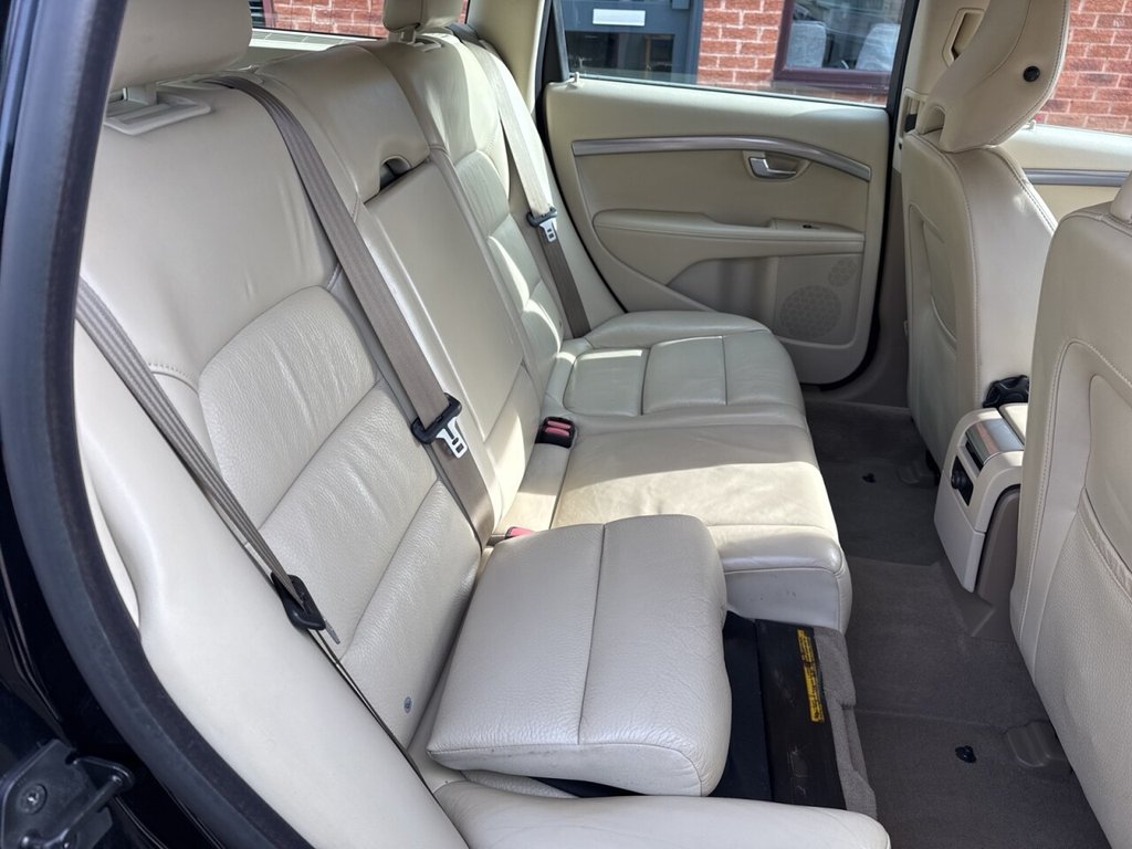 Used Volvo V70 2011 for sale - 78206563: Photo 7