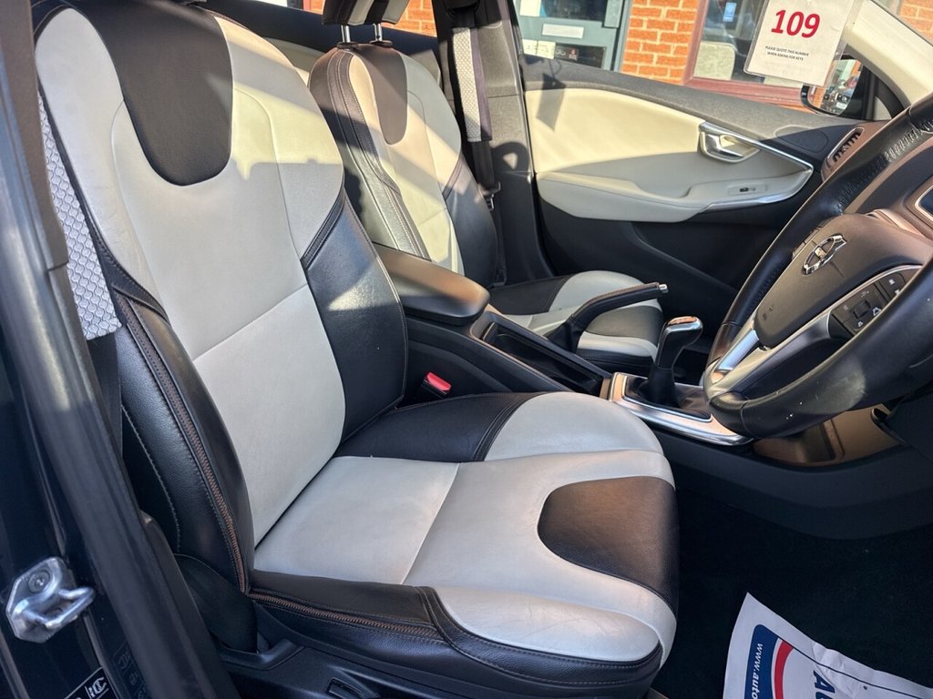 Used Volvo V40 2016 for sale - 77048748: Photo 5