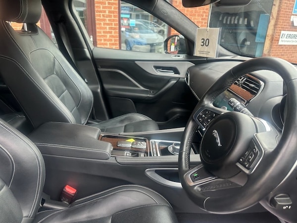 Used Jaguar F-Pace 2019 for sale - 75716726: Photo 15