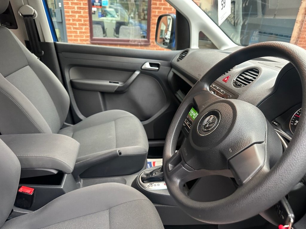 Used Volkswagen Caddy Maxi Life 2015 for sale - 77307350: Photo 11