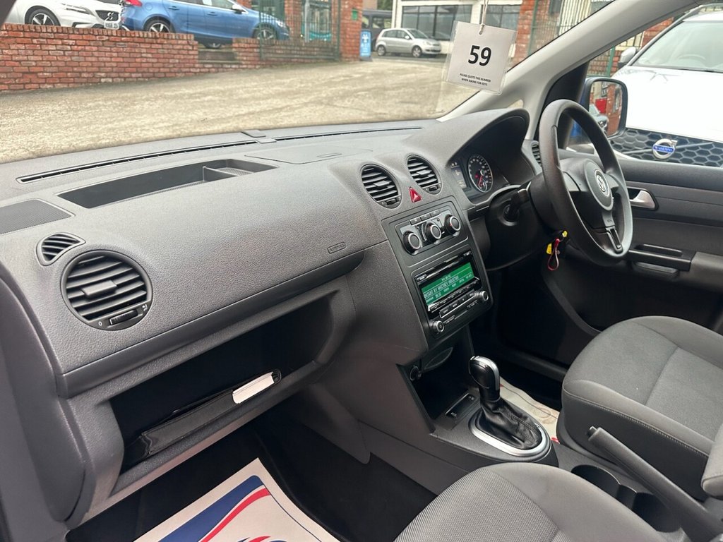 Used Volkswagen Caddy Maxi Life 2015 for sale - 77307350: Photo 15