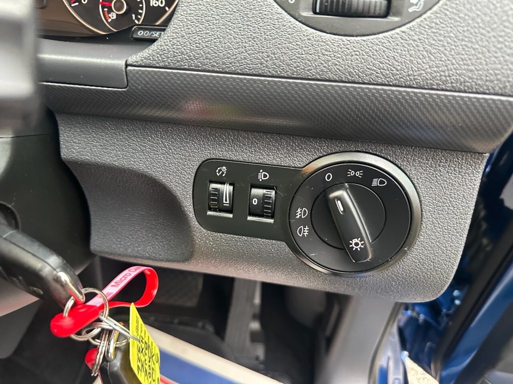 Used Volkswagen Caddy Maxi Life 2015 for sale - 77307350: Photo 27