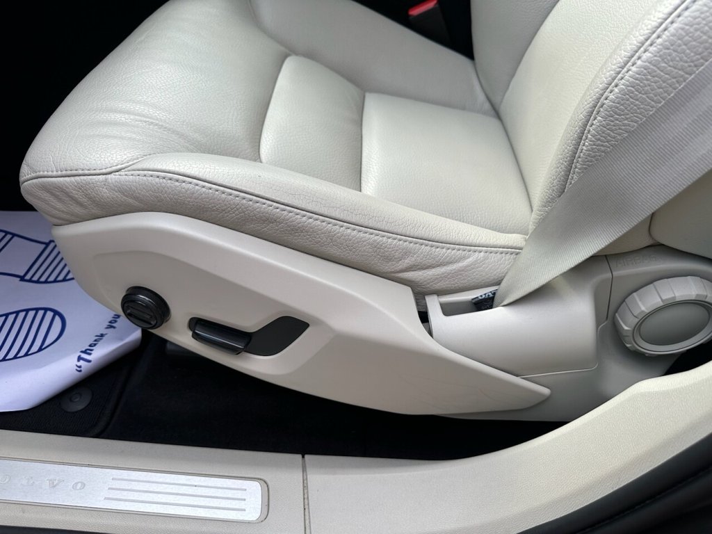 Used Volvo XC60 2018 for sale - 77681141: Photo 13