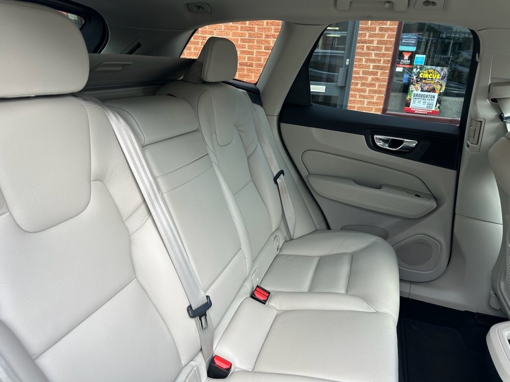 Used Volvo XC60 2018 for sale - 77681141: Photo 15