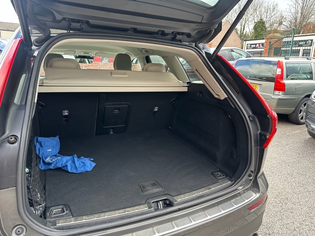 Used Volvo XC60 2018 for sale - 77681141: Photo 23