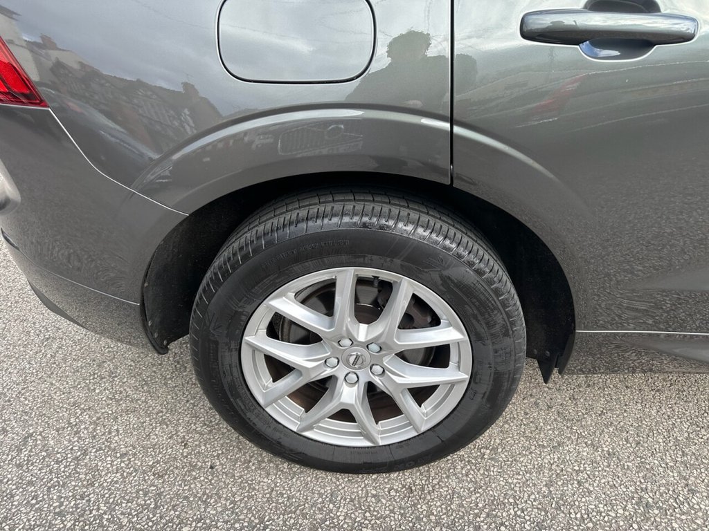 Used Volvo XC60 2018 for sale - 77681141: Photo 32